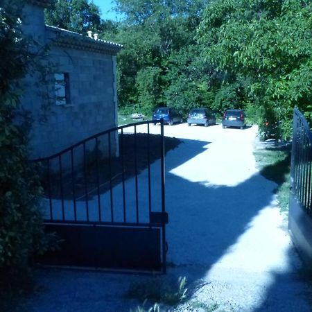 Le Cabanon Apartment Crillon le Brave Bagian luar foto