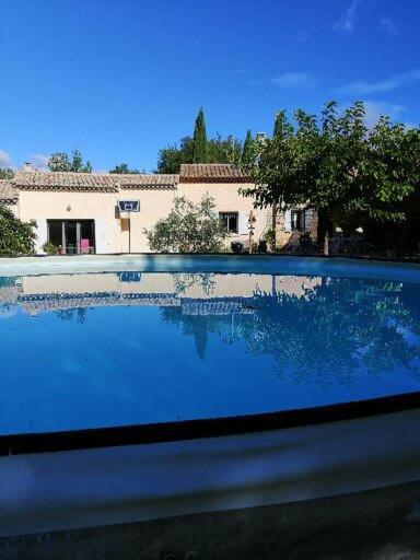 Le Cabanon Apartment Crillon le Brave Bagian luar foto